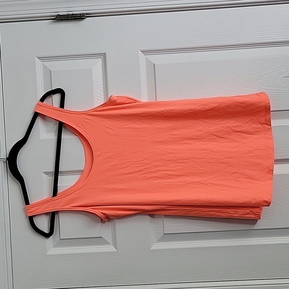 No Boundaries Women's Tank - Picture 1 of 10